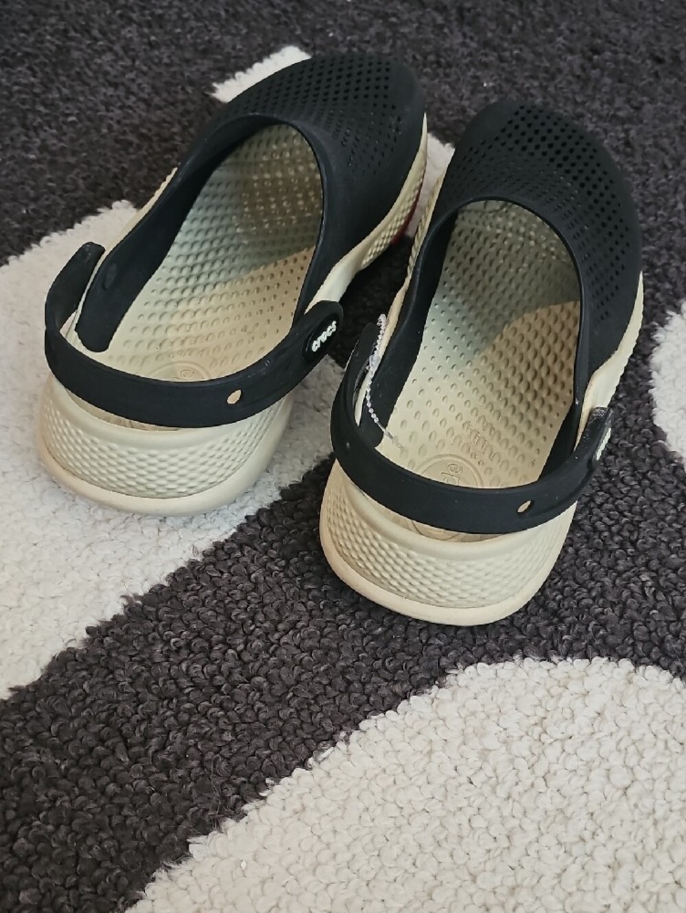 CROCS Literide 360 Ombre Slip-On Clogs - Picture 5 of 6